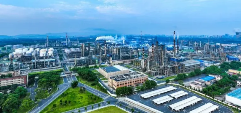 ISO 14001环境管理体系认证的核心要素与实施效益
